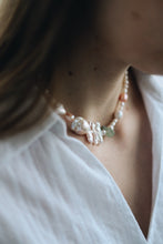 Thea pearl necklace